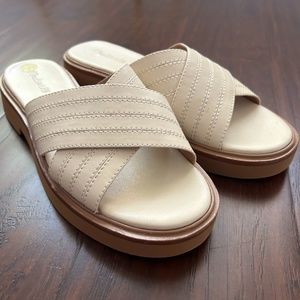 The Alina Madewell Platform Sandal Cream - Size 10 1/2